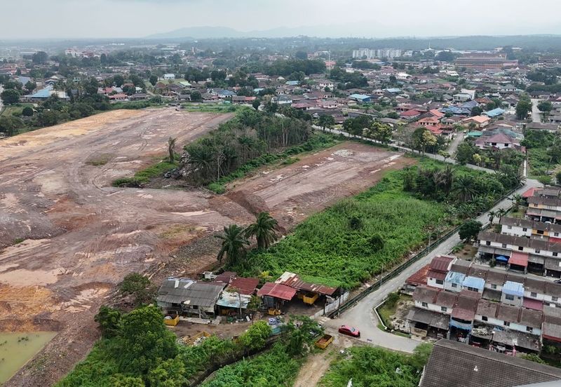 COMMERCIAL LAND AT KOTA TINGGI FOR SALE