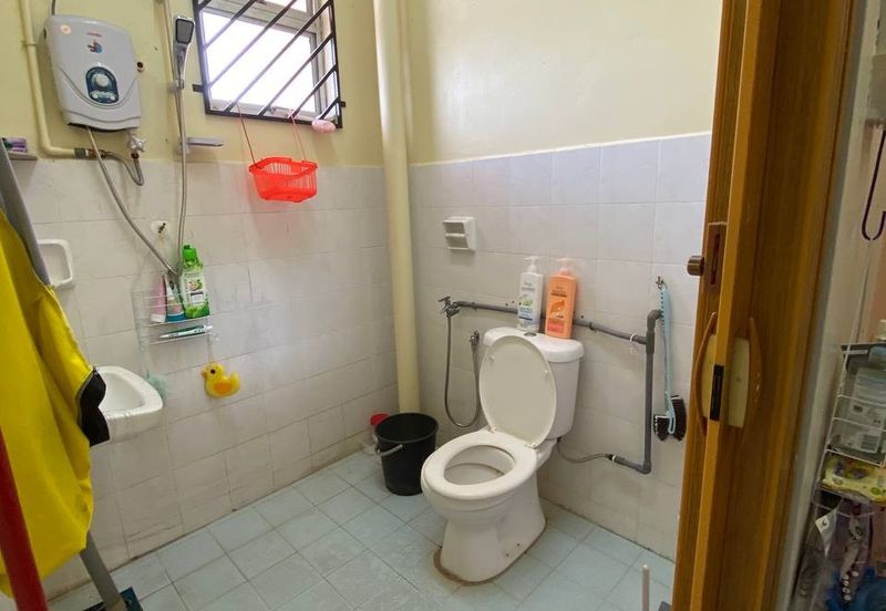 DOUBLE STOREY HOUSE @ TAMAN SERI BAYU, MERSING