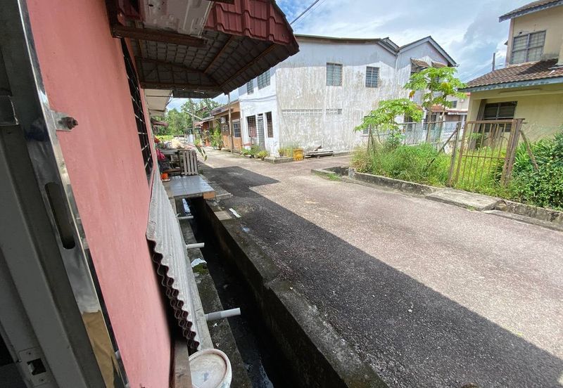 DOUBLE STOREY HOUSE @ TAMAN SERI BAYU, MERSING