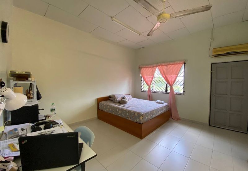 DOUBLE STOREY HOUSE @ TAMAN SERI BAYU, MERSING