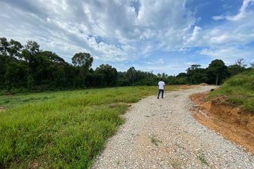 TANAH LOT TELUK ISKANDAR, MERSING FOR SALE (2039)