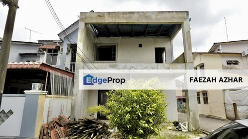 PARTIALLY RENOVATED, ENDLOT HOUSE @ JALAN BINJAI, TAMAN KOTA JAYA FOR SALE, Johor, Kota Tinggi