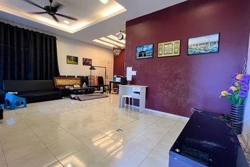 SEMI-D TAMAN BUNGA, MUAR FOR SALE