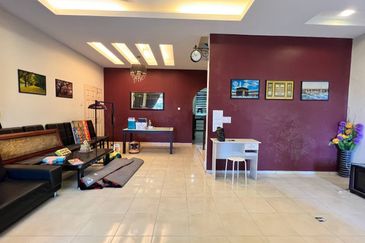 SEMI-D TAMAN BUNGA, MUAR FOR SALE