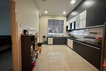 SEMI-D TAMAN BUNGA, MUAR FOR SALE