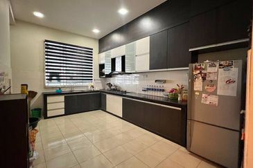 SEMI-D TAMAN BUNGA, MUAR FOR SALE