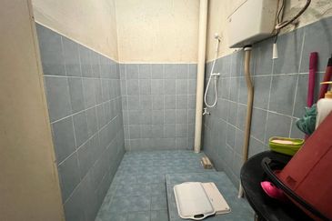 SEMI-D TAMAN BUNGA, MUAR FOR SALE