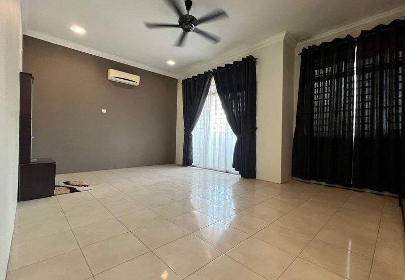 SEMI-D TAMAN BUNGA, MUAR FOR SALE