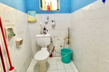 Lily & Jasmine Apartment