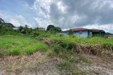 TANAH LOT GENERASI 2 FELDA SG SAYONG FOR SALE