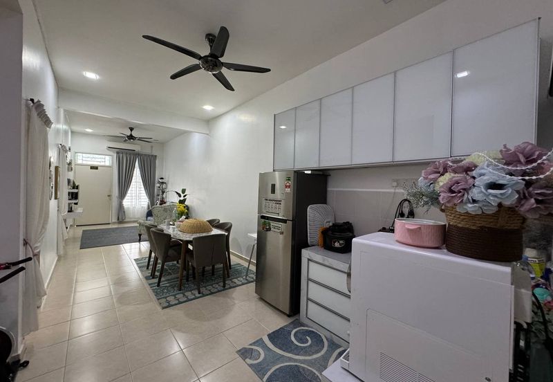 Taman Tanjung Puteri Resort