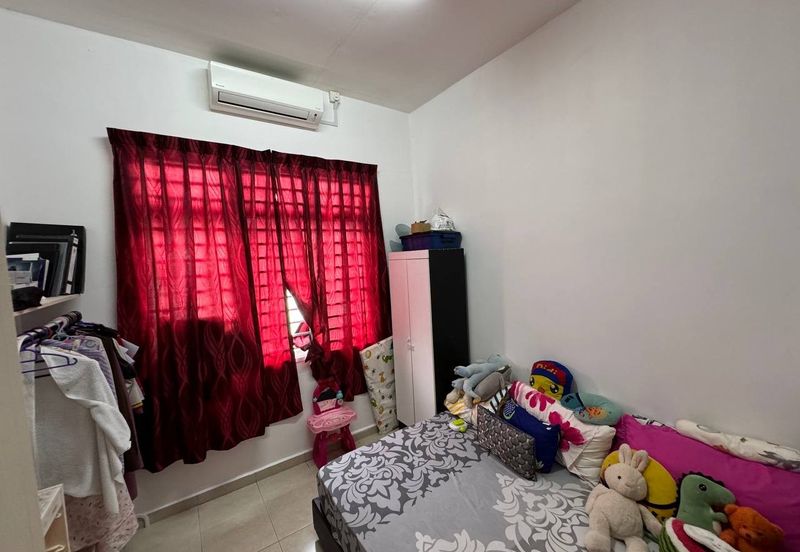 Taman Tanjung Puteri Resort