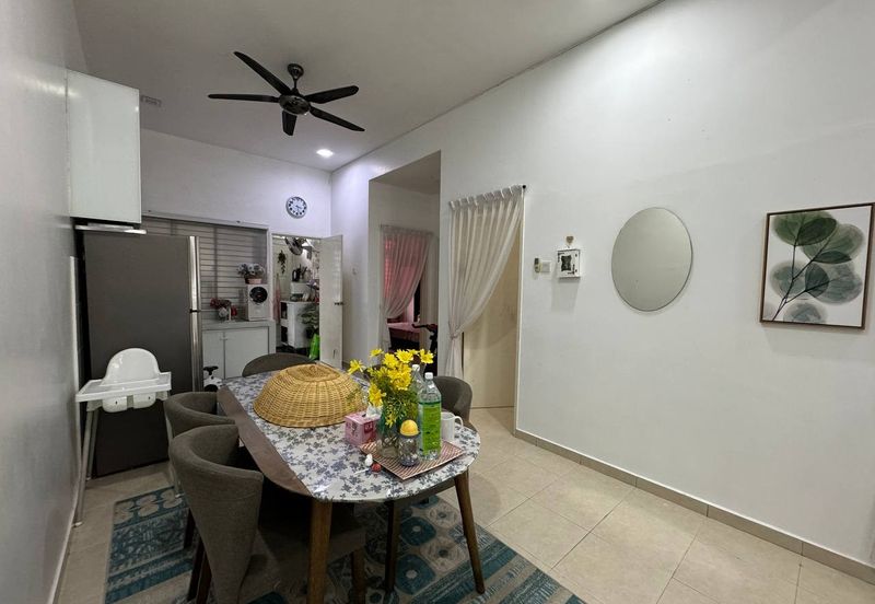 Taman Tanjung Puteri Resort