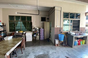 OPEN FACING SEMID HOUSE @ TAMAN KIARA, PALOH KLUANG FOR SALE