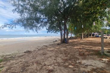 TANAH PERTANIAN BATU LAYAR, BANDAR PENAWAR UNTUK DIJUAL