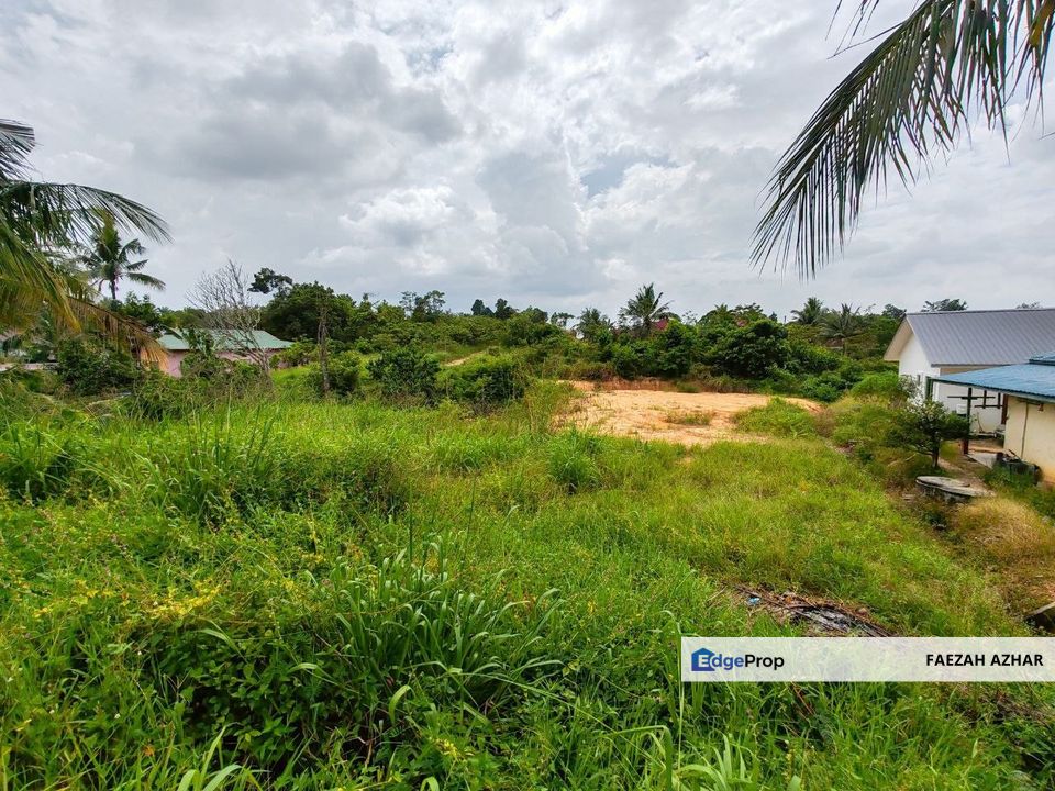 TANAH LOT BANGUNAN @ SIMPANG RENGGAM FOR SALE, Johor, Benut