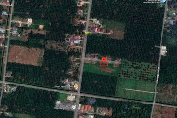 TANAH LOT GERAN INDIVIDU @ PARIT SIKOM, PONTIAN UNTUK DIJUAL