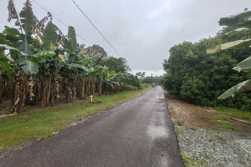 TANAH LOT GERAN INDIVIDU @ PARIT SIKOM, PONTIAN UNTUK DIJUAL