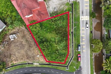 TANAH LOT @ KG BAHAGIA, BATU PAHAT FOR SALE