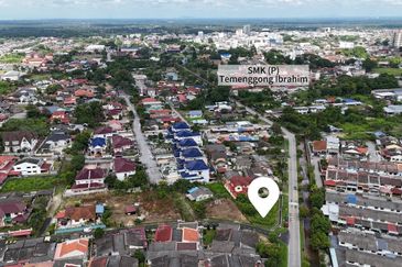 TANAH LOT @ KG BAHAGIA, BATU PAHAT FOR SALE