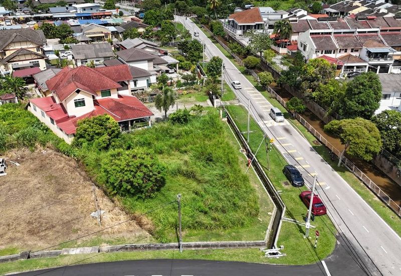 TANAH LOT @ KG BAHAGIA, BATU PAHAT FOR SALE