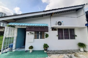 Jalan Larkin Perdana