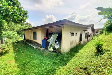 Jalan Larkin Perdana