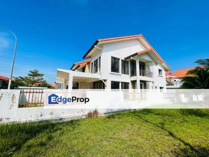 End Lot with Land Double Storey Terrace Alam Sari, Bangi For Sale, Selangor, Bangi