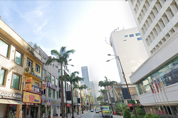 Adjoining Shops Renting to Bank @ High ROI