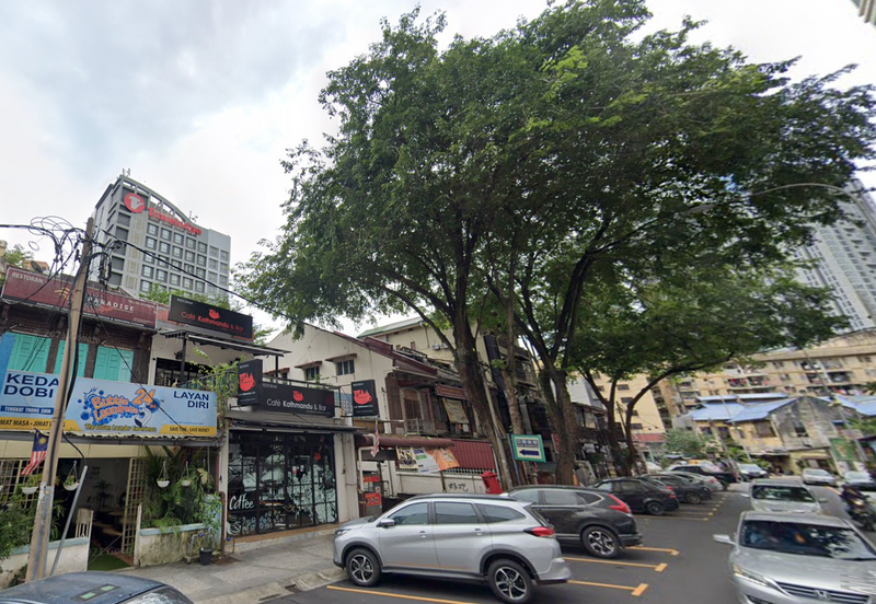 Adjoining Shops Renting to Bank @ High ROI