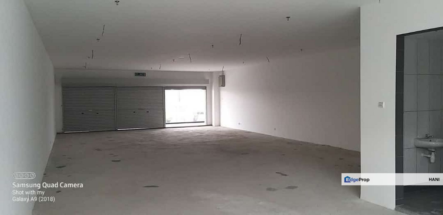 Freehold Shoplot Setia Ecohill Walk Semenyih, Selangor, Semenyih