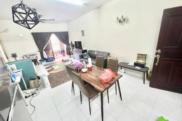 Kristal Villa Condominium