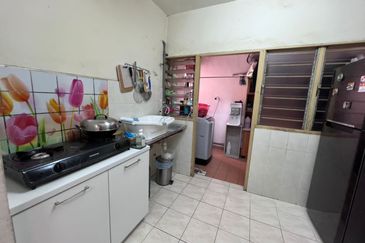 Apartment Mawar, Taman Sutera