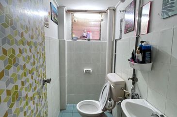 Apartment Mawar, Taman Sutera