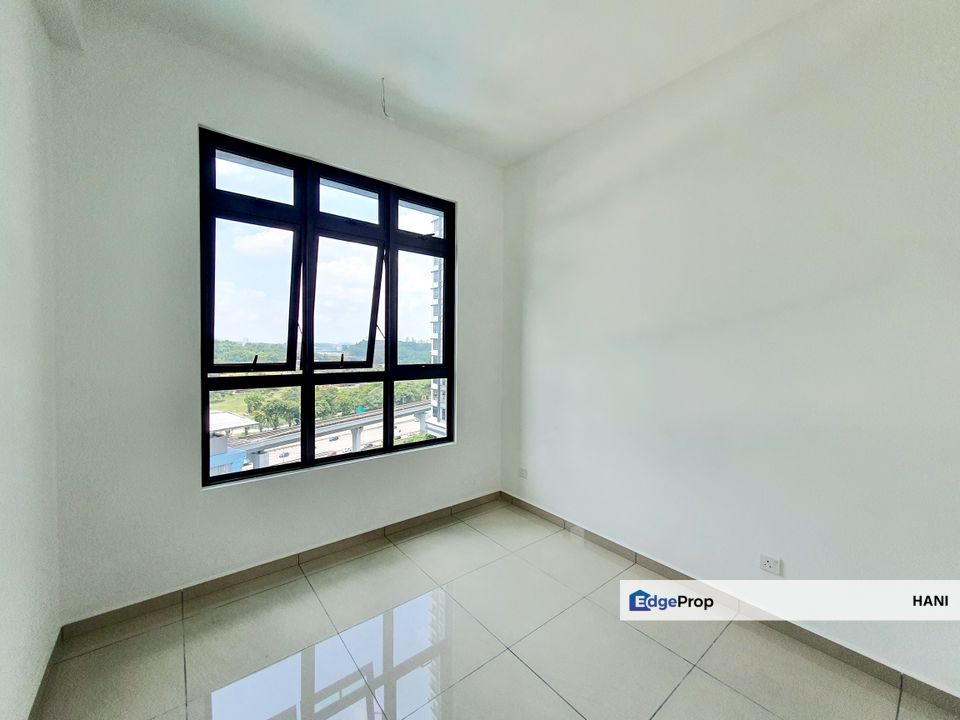 Parkland Residence Batu 11 Cheras – Freehold, Facing MRT, 2 Carparks! RM515K, Selangor, Cheras