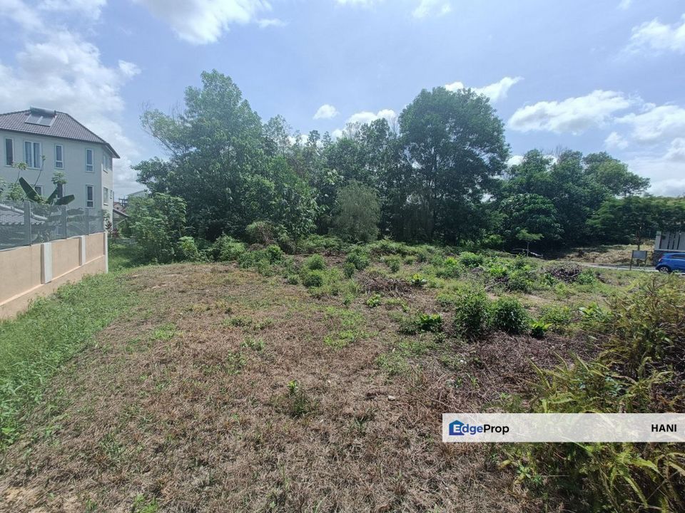 Bungalow Land Putra Hill Residency Bandar Seri Putra Bangi, Selangor, Bangi