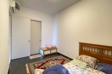 28 Boulevard (28 BLVD)