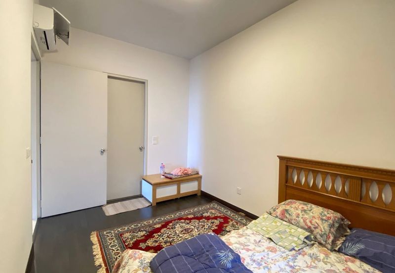 28 Boulevard (28 BLVD)