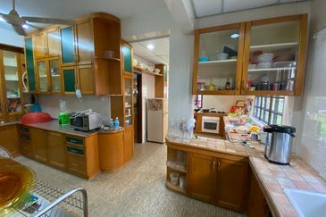 Corner Lot Double Storey Terrace House Bandar Sungai Long SL10 Cheras