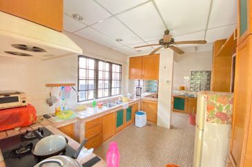 Corner Lot Double Storey Terrace House Bandar Sungai Long SL10 Cheras