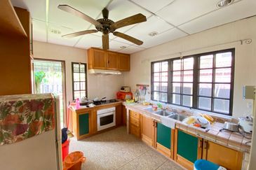 Corner Lot Double Storey Terrace House Bandar Sungai Long SL10 Cheras