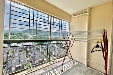 Residensi Bistaria, Ukay Bistari