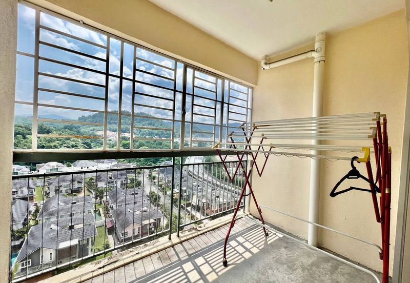 Residensi Bistaria, Ukay Bistari