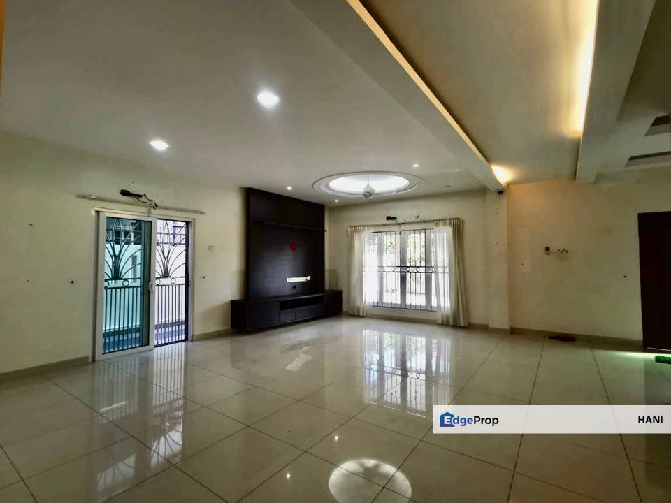 Double Storey Semi D Jalan Suasana Bandar Tun Hussien Onn Cheras, Selangor, Batu 9th Cheras