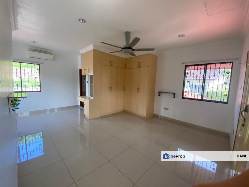 3 Storey Bungalow Taman Wangsa Ukay Ampang Hulu Kelang, Selangor, Ampang