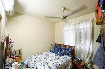 Sri Puteri (Earls Court), Ukay Perdana