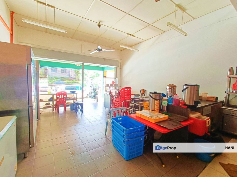 Single Storey Shoplot Bandar Seri Putra Bangi, Selangor, Bangi