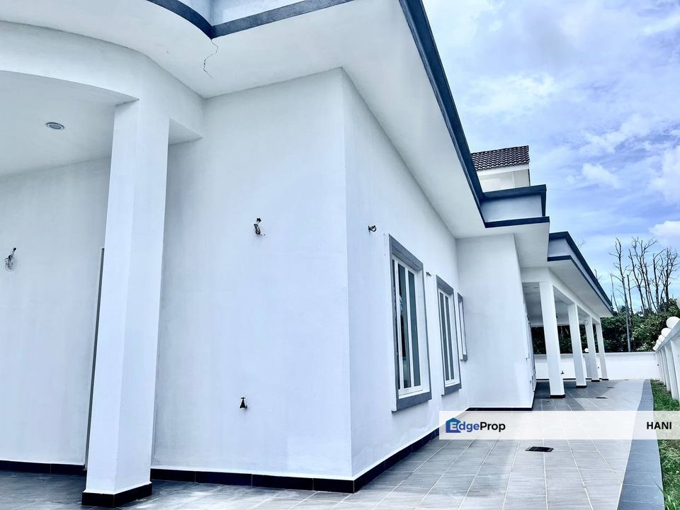 Double Storey Bungalow Nilai Spring Villas Nilai, Negeri Sembilan, Nilai