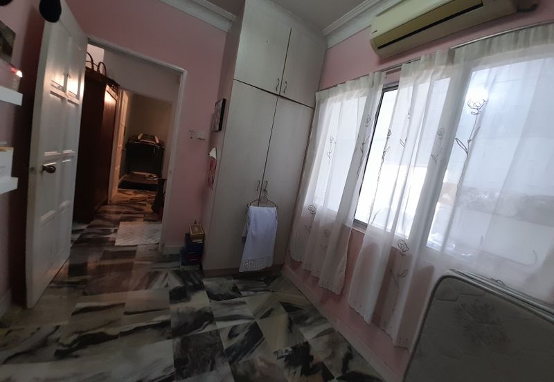 Taman Desa Subang Permai