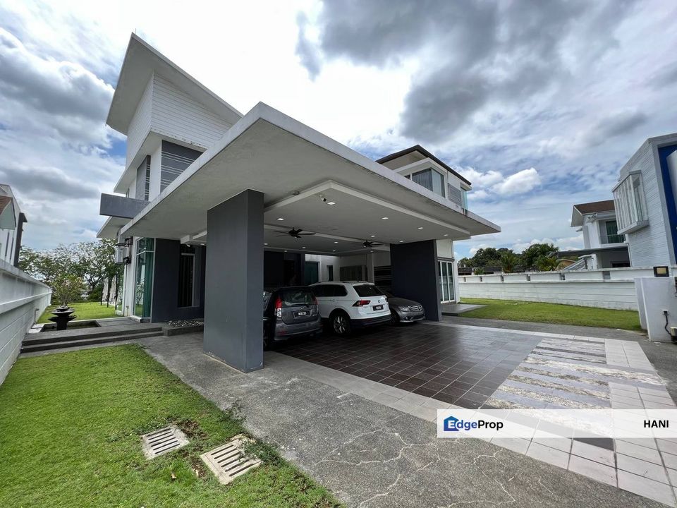 Double Storey Bungalow Seksyen 7 Shah Alam, Selangor, Shah Alam